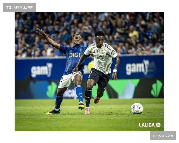 皇马4-1大胜皇家社会,维尼修斯点球双响助球队登顶积分榜